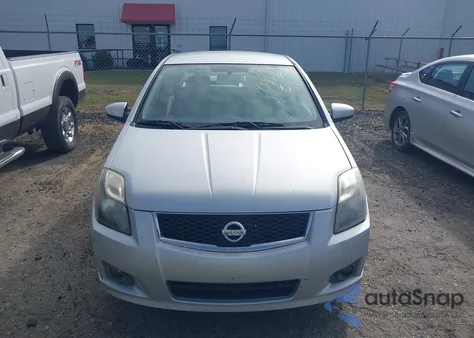 2010 Nissan Sentra 2.0Sr z USA, uszkodzony, nr VIN 3N1AB6AP9AL628661